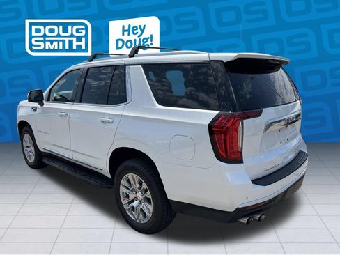 Used 2022 GMC Yukon Denali AWD/4WD image 3