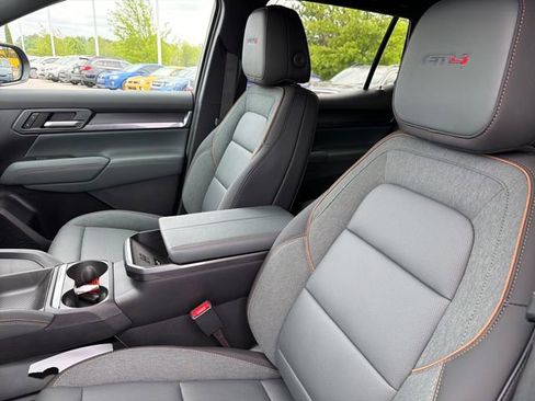 New 2026 GMC Terrain AT4 w/ Convenience Package III AWD/4WD image 18