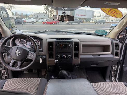 Used 2012 RAM 3500 ST w/ Chrome Appearance Group image 14