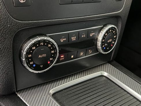 Used 2014 Mercedes-Benz GLK 350 2WD image 29