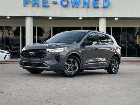 Used 2023 Ford Escape ST-Line image 1