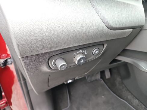 Used 2023 Buick Encore GX Select AWD/4WD image 18