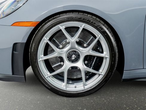 Used 2026 Porsche 911 GT3 w/ Lightweight Package In Black image 20