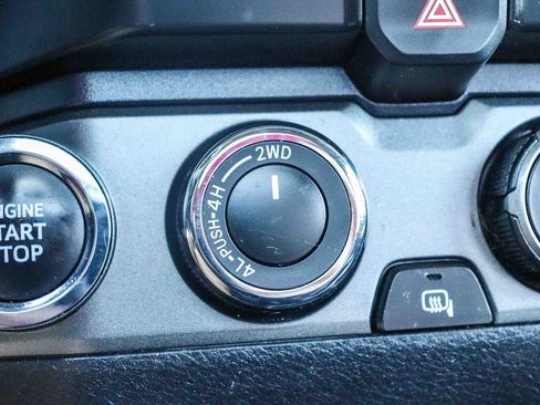 Certified 2023 Toyota Tacoma TRD Off-Road AWD/4WD image 30