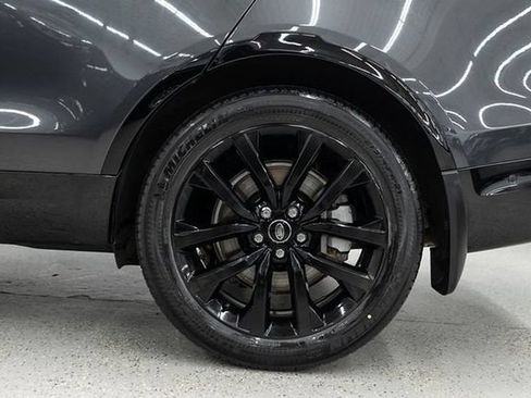 Used 2023 Land Rover Discovery S R-Dynamic AWD/4WD image 47