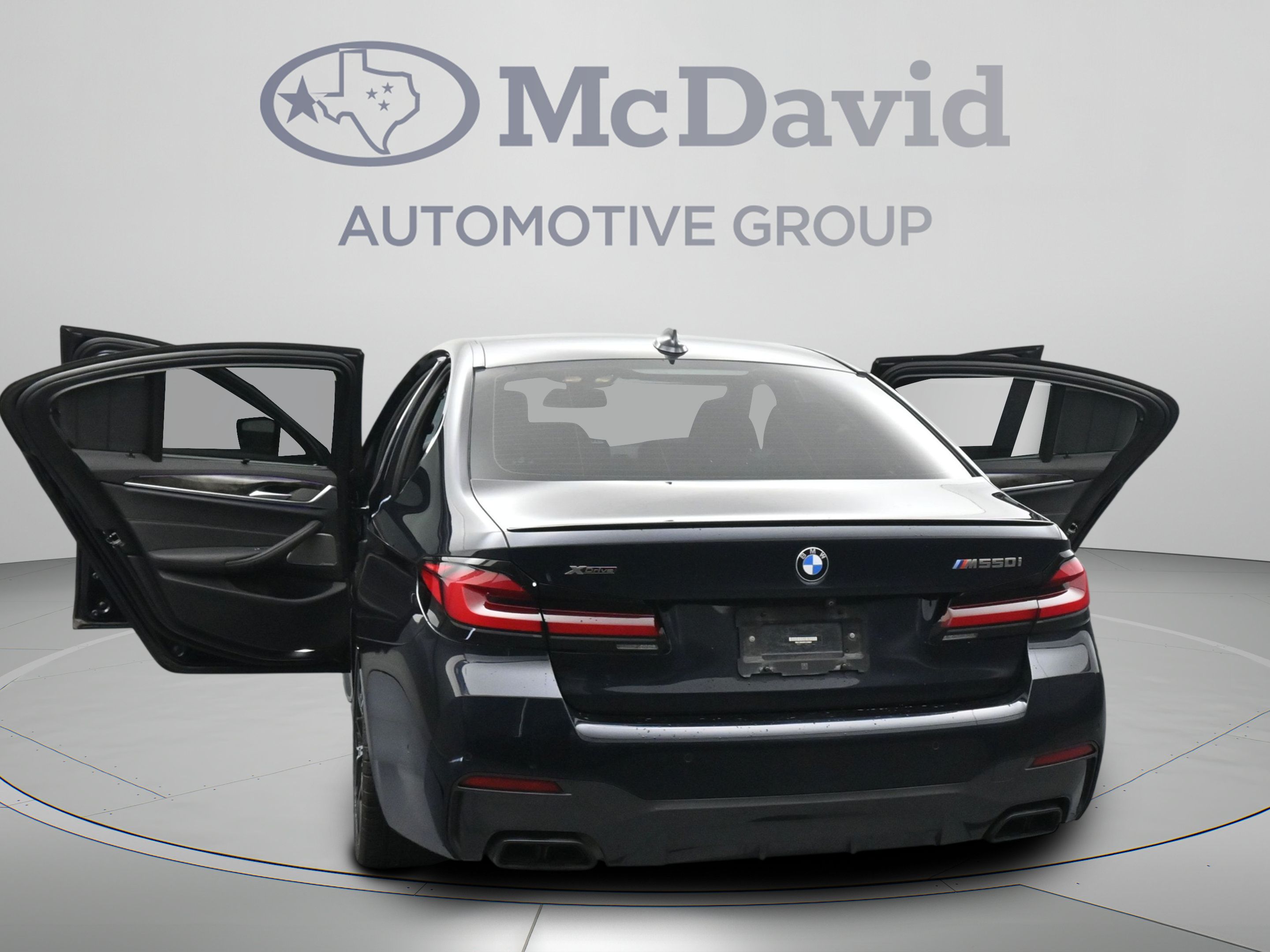 Used 2022 BMW M550i xDrive w/ Dynamic Handling Package AWD/4WD image 44