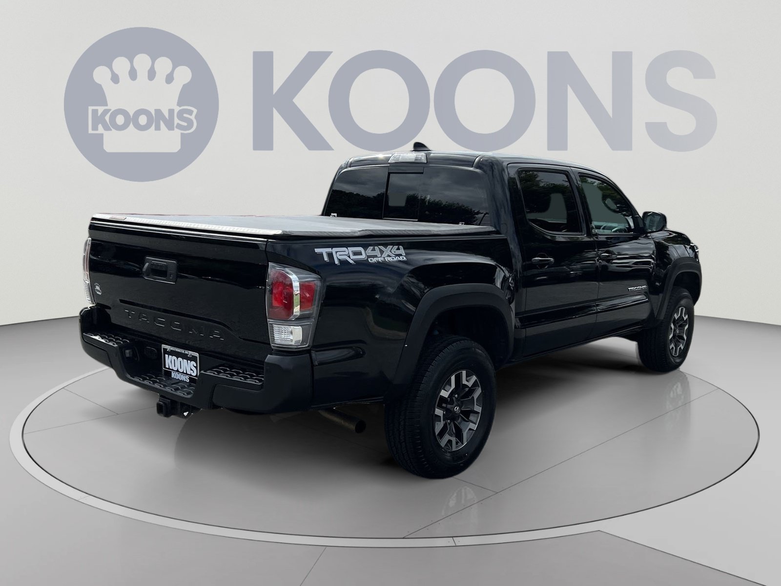 Used 2023 Toyota Tacoma TRD Off-Road w/ Technology Package AWD/4WD image 7