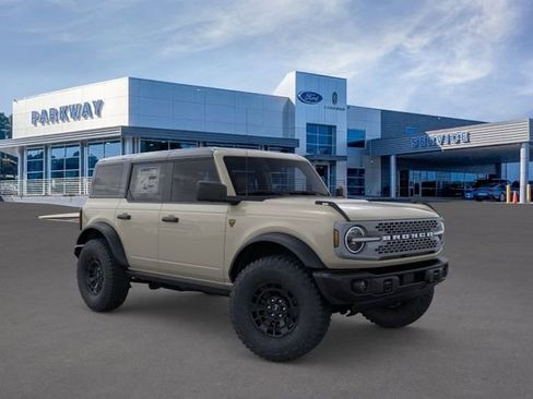 New 2026 Ford Bronco Badlands AWD/4WD image 7