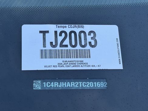 New 2026 Jeep Grand Cherokee Altitude image 22