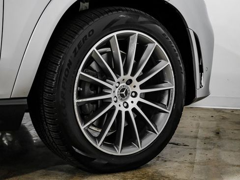 Used 2021 Mercedes-Benz GLE 450 4MATIC w/ AMG Line Exterior image 50