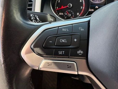 Used 2021 Volkswagen Atlas SE FWD image 23