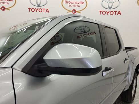 Certified 2026 Toyota Tacoma SR5 AWD/4WD image 13