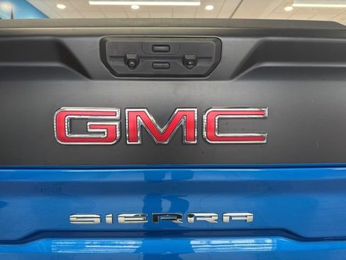Used 2024 GMC Sierra 1500 AT4X w/ AT4X AEV Edition AWD/4WD image 18