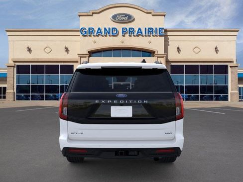 New 2025 Ford Expedition Max Active image 6