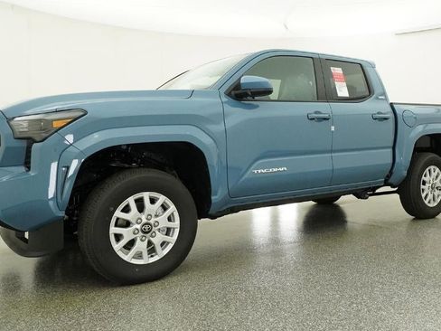 New 2026 Toyota Tacoma SR5 RWD image 17