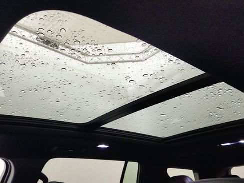 New 2026 Chevrolet Traverse Z71 w/ Driver Confidence Package image 32