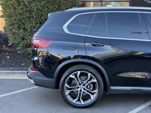 Used 2022 BMW X5 sDrive40i w/ Parking Assistance Package image 22