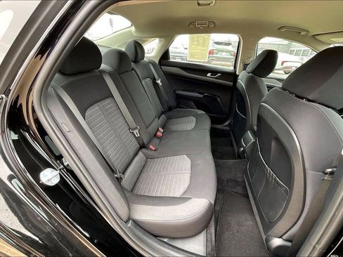 Used 2025 Kia K5 LXS FWD image 26