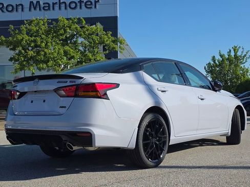 New 2026 Nissan Altima 2.5 SR AWD/4WD image 15