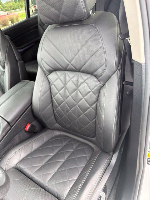 Used 2024 BMW X7 xDrive40i AWD/4WD image 12