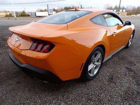 New 2026 Ford Mustang Coupe image 4