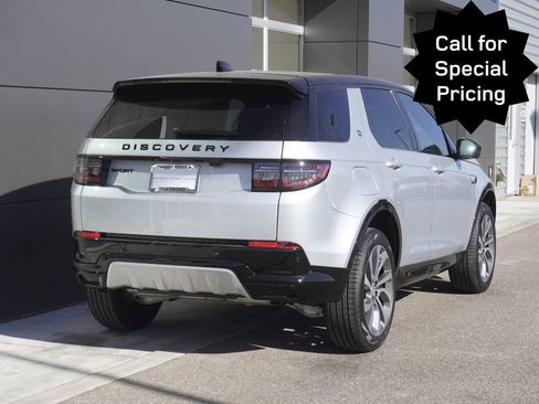 New 2025 Land Rover Discovery Sport Dynamic SE AWD/4WD image 2