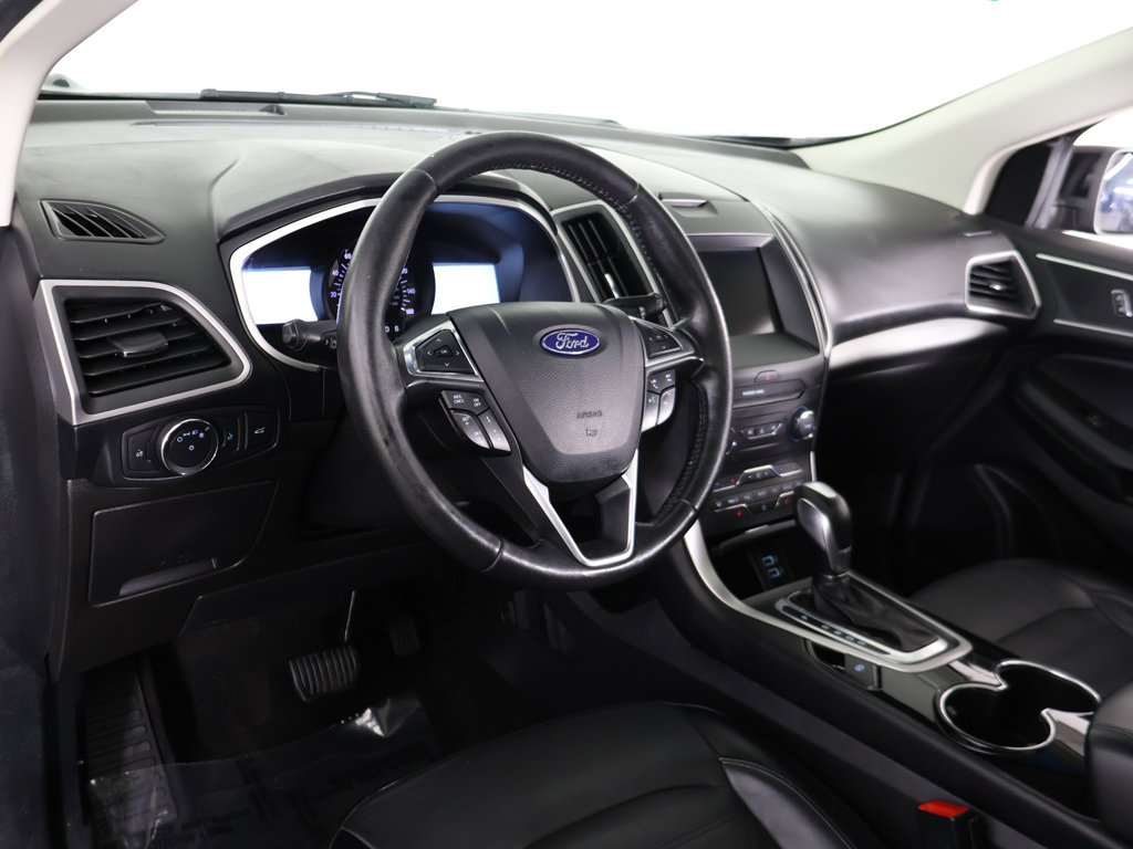 Used 2018 Ford Edge SEL w/ Equipment Group 201A AWD/4WD image 30