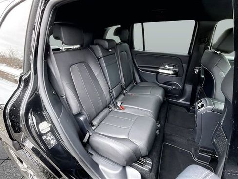 Certified 2025 Mercedes-Benz GLB 250 250 image 28