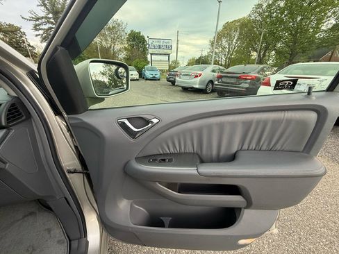 Used 2005 Honda Odyssey EX-L image 22