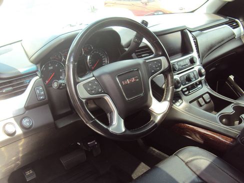 Used 2019 GMC Yukon SLT AWD/4WD image 7
