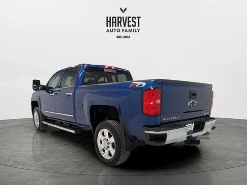 Used 2019 Chevrolet Silverado 2500 LTZ w/ Duramax Plus Package AWD/4WD image 4