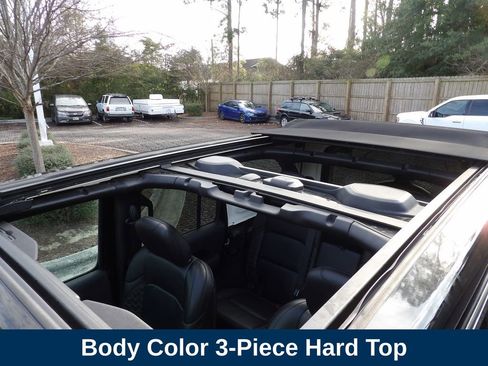 Used 2021 Jeep Wrangler Unlimited Sahara image 10