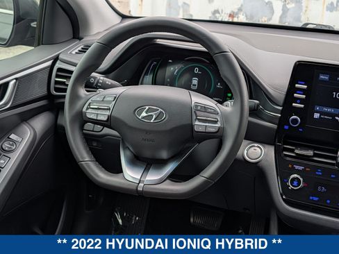 Used 2022 Hyundai Ioniq SE FWD image 16