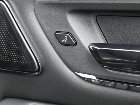 Used 2025 RAM 1500 Limited image 52