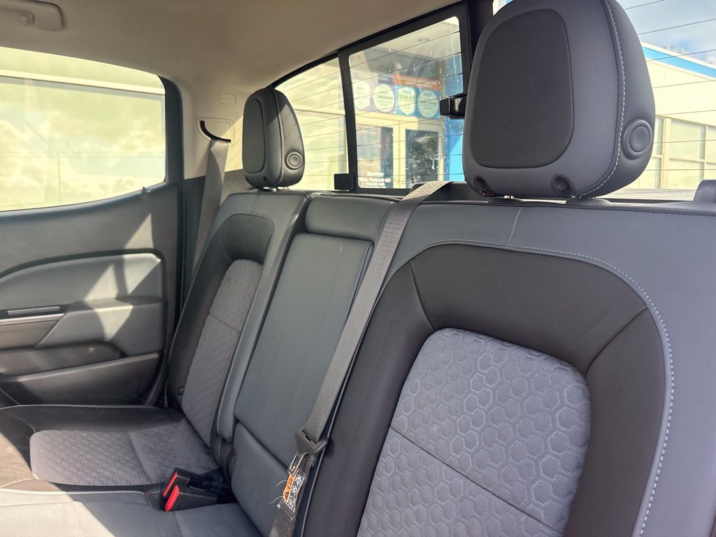 Used 2019 Chevrolet Colorado Z71 AWD/4WD image 36