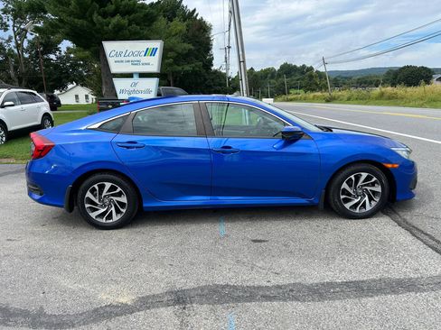 Used 2018 Honda Civic EX image 10
