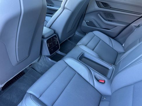 Used 2022 Porsche Taycan Turbo S image 15