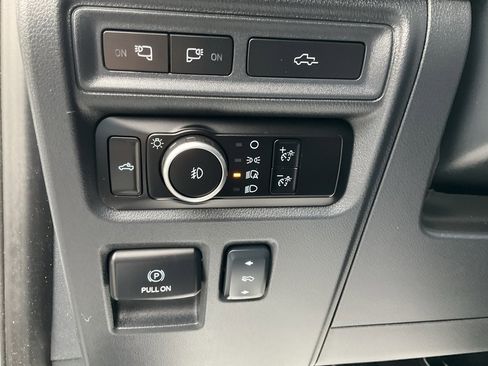 Used 2024 Ford F150 Lariat w/ Equipment Group 502A High image 17