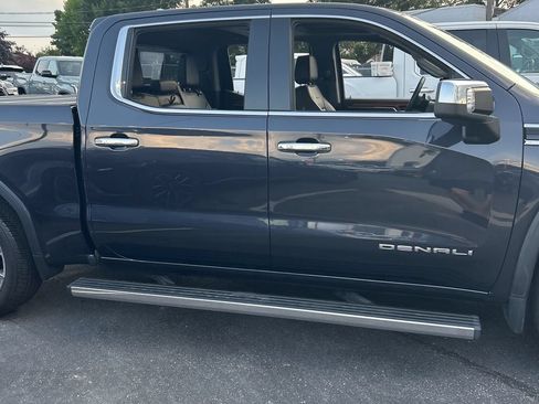 Used 2023 GMC Sierra 1500 Denali w/ Denali Reserve Package AWD/4WD image 9