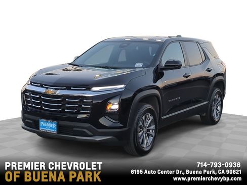 Used 2025 Chevrolet Equinox LT FWD image 1