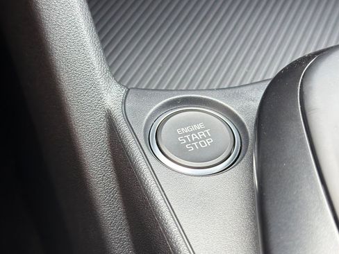 New 2026 Kia K4 FWD image 18