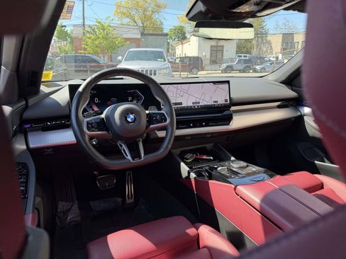 Used 2026 BMW 530i xDrive AWD/4WD image 18