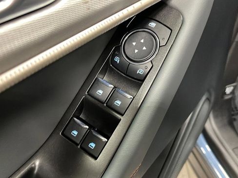 Used 2026 Ford Explorer Active AWD/4WD image 20