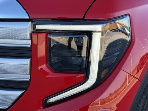 New 2026 GMC Sierra 1500 SLE w/ Preferred Package image 16