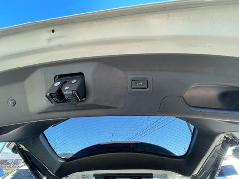 Used 2023 MAZDA CX-9 Touring Plus image 15