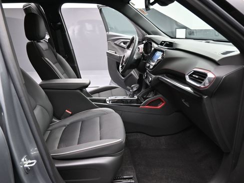 Certified 2023 Chevrolet TrailBlazer RS w/ Convenience Package image 18