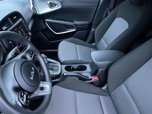 Used 2024 Kia Soul LX w/ Option Group 015 image 20