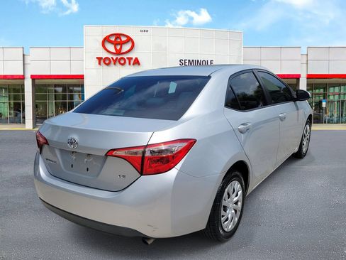 Used 2017 Toyota Corolla L FWD image 3