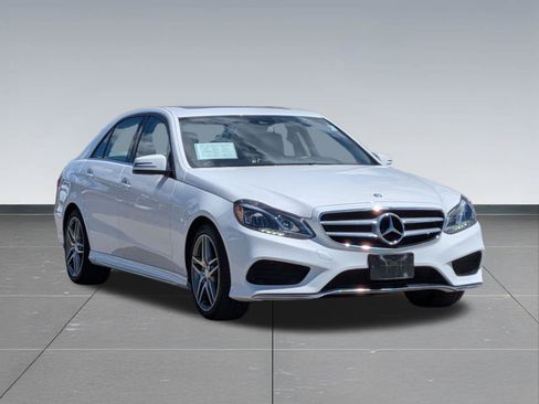 Used 2014 Mercedes-Benz E 350 4MATIC Sedan image 7