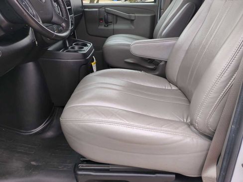 Used 2022 Chevrolet Express 2500 Extended w/ Driver Convenience Package image 17